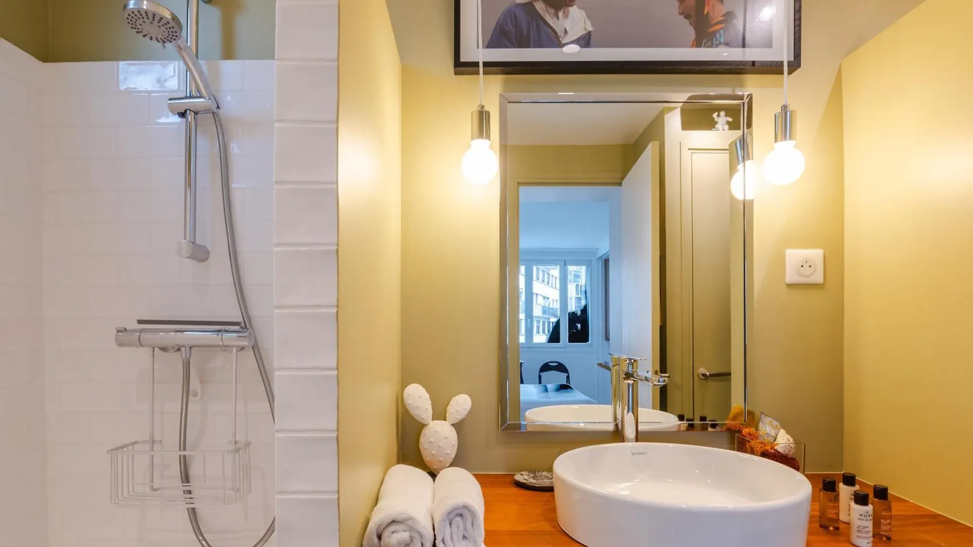 Apartment Veeve - Culture And Colour Paris