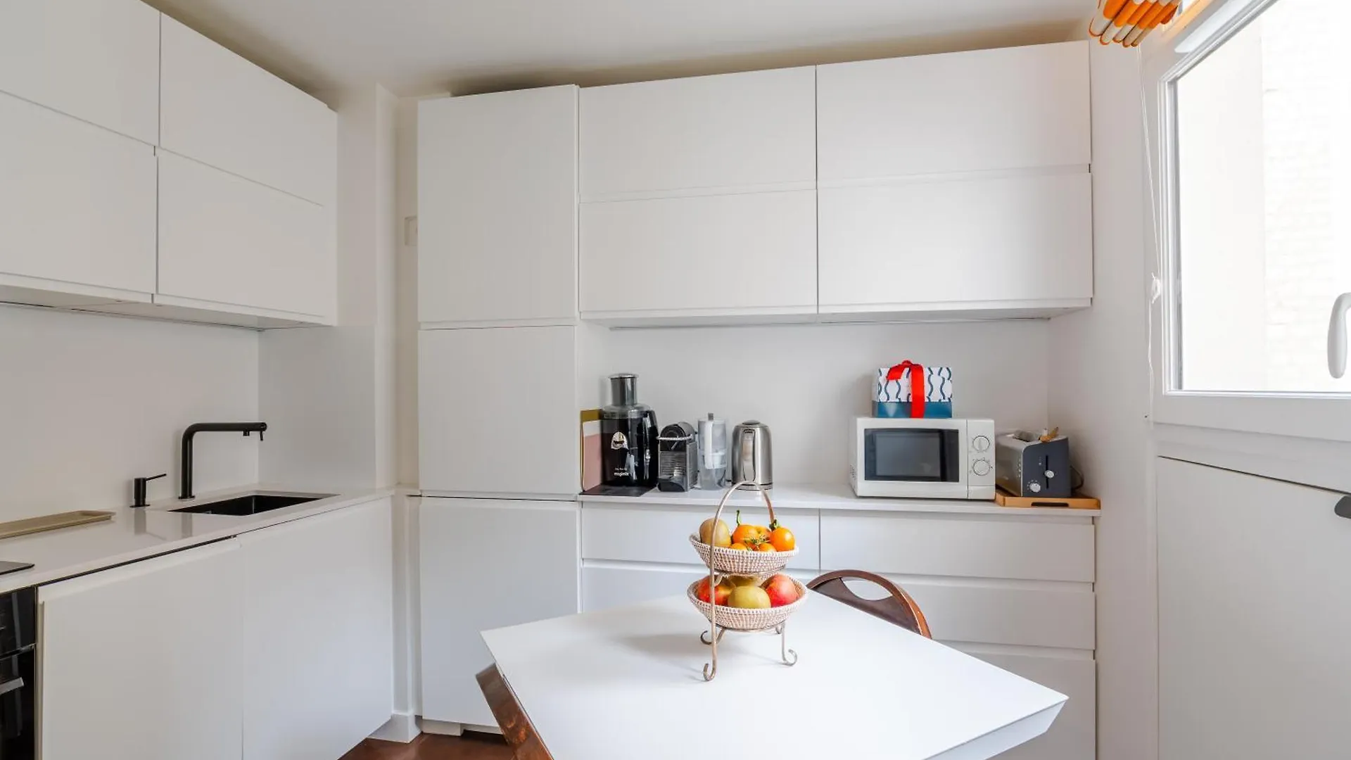 Apartment Veeve - Culture And Colour *